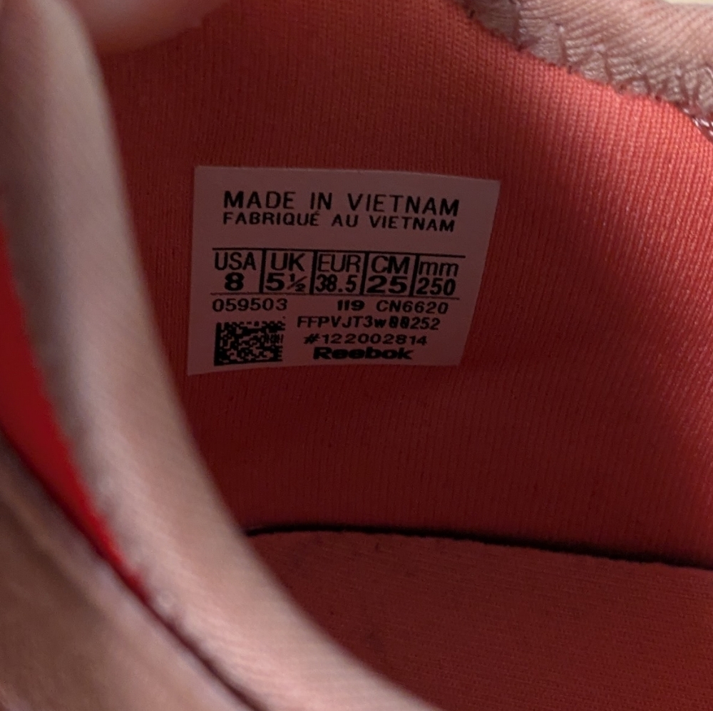 Reebok Guresu Pink Athletic Shoes with Modern Design - Picture 7 of 9